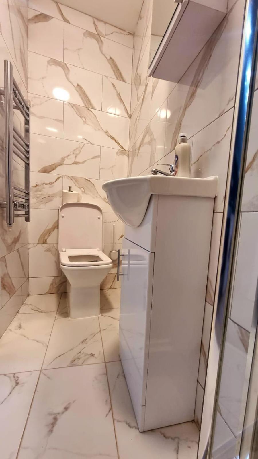 Brand New Flat Close To Turnpike Lane Tube Station Лондон Екстериор снимка